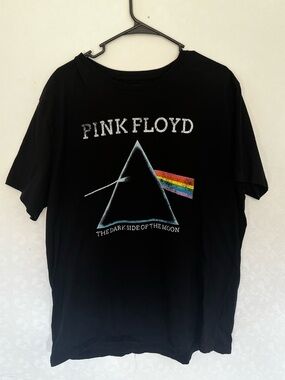 Pink Floyd Black Tee with Prism and Rainbow